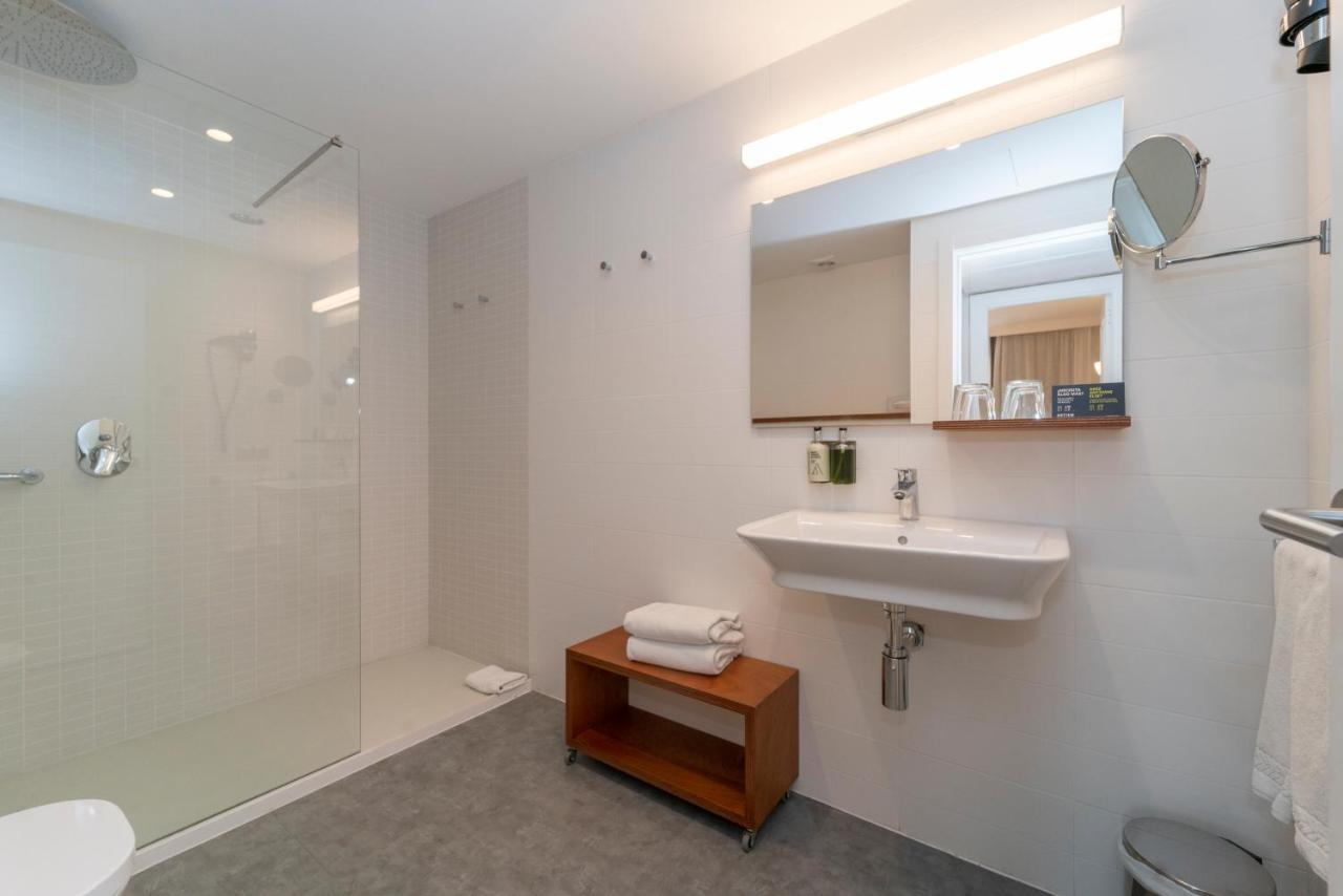 Artiem Apartamentos Mahón Esterno foto