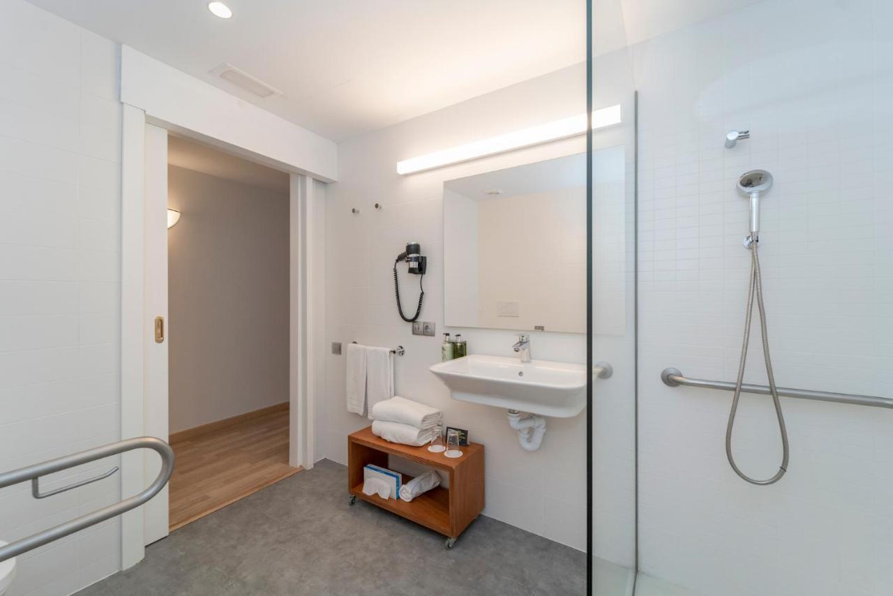Artiem Apartamentos Mahón Esterno foto